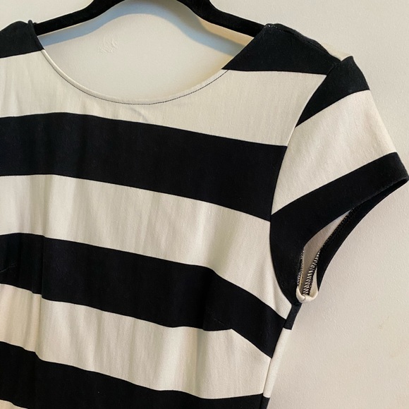 Zara black/white short sleeve dress, size M - Picture 3 of 5